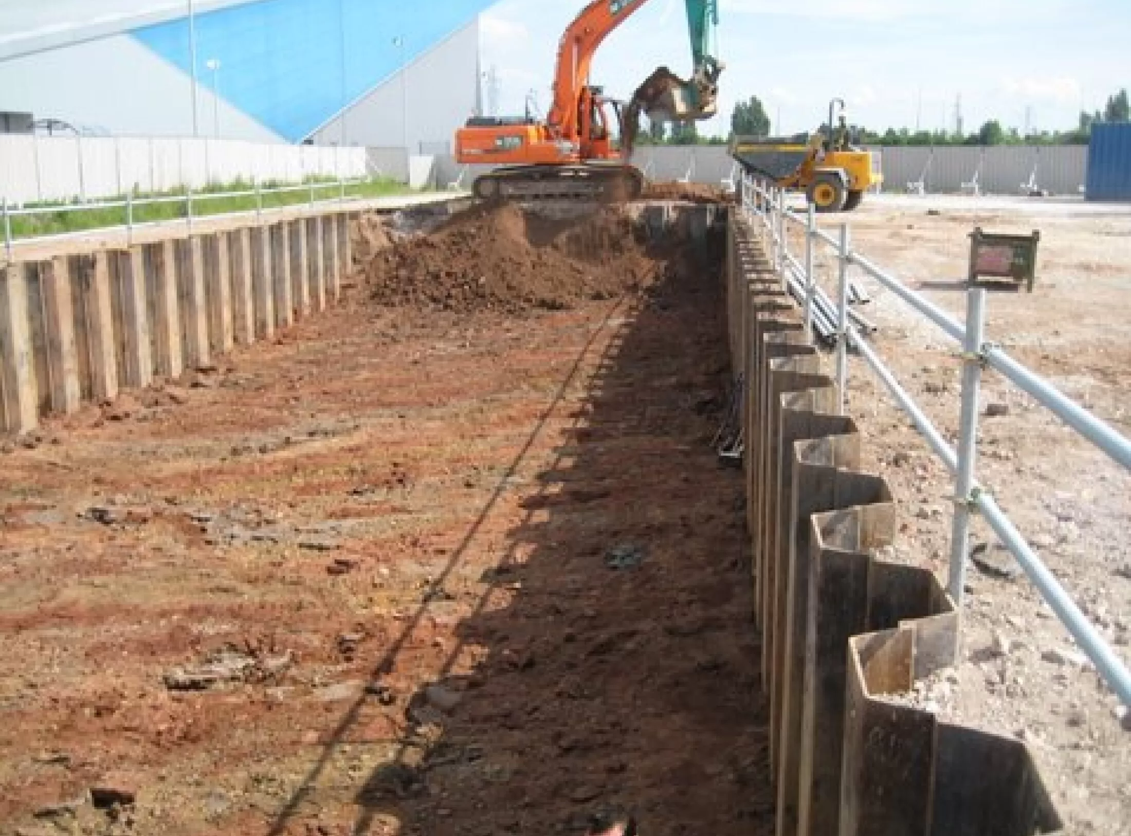 col-sheet-pile-retaining-walls
